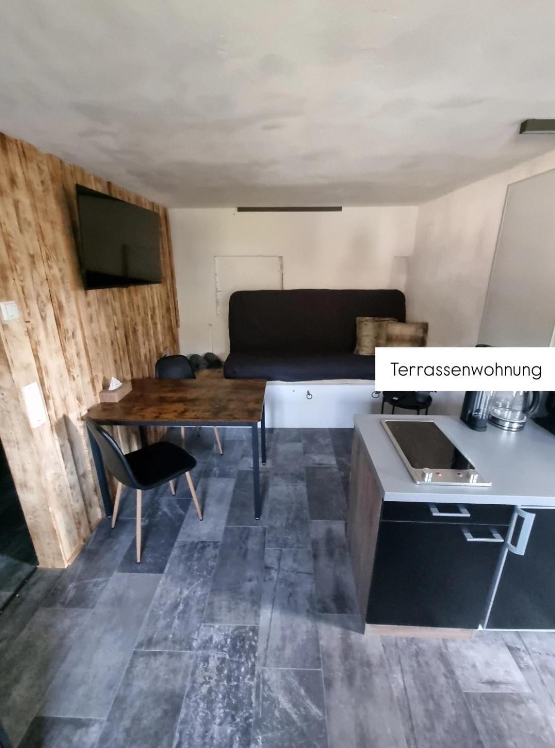 פלדקירש Ferienwohnung Tostner Burgblick מראה חיצוני תמונה